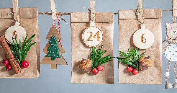 Calendrier De L'Avent à Remplir Soi-même - 24 Sachets En Tissu (2 Tailles) + Ficelle + Pinces, Décoration Noël