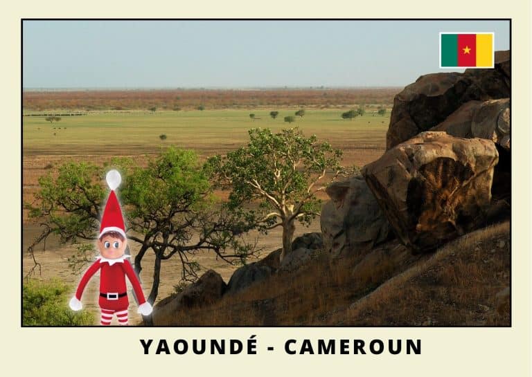 Carte postale lutine rouge au Cameroun